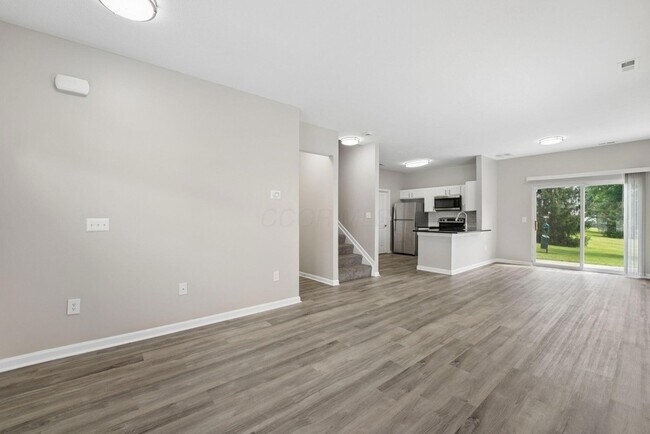 Building Photo - 7621 Lorimar Dr