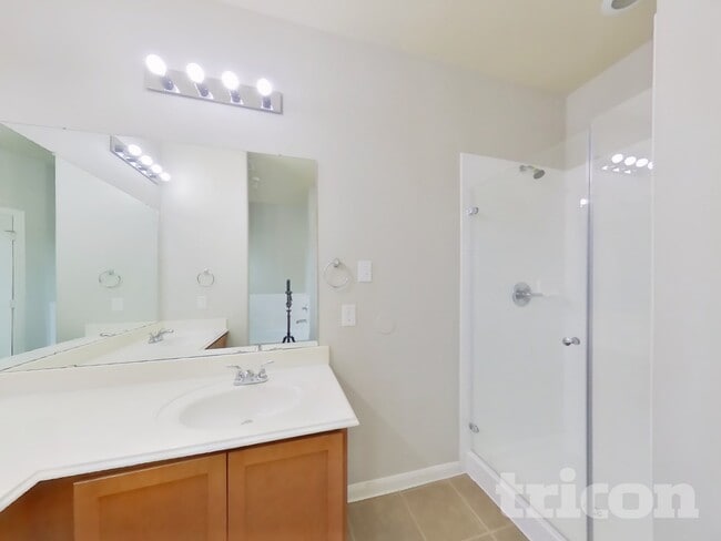 Building Photo - 2122 Hackberry Bank Ln