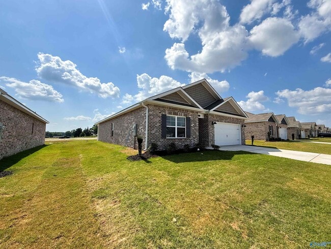 Building Photo - 124 Betty Williams Dr