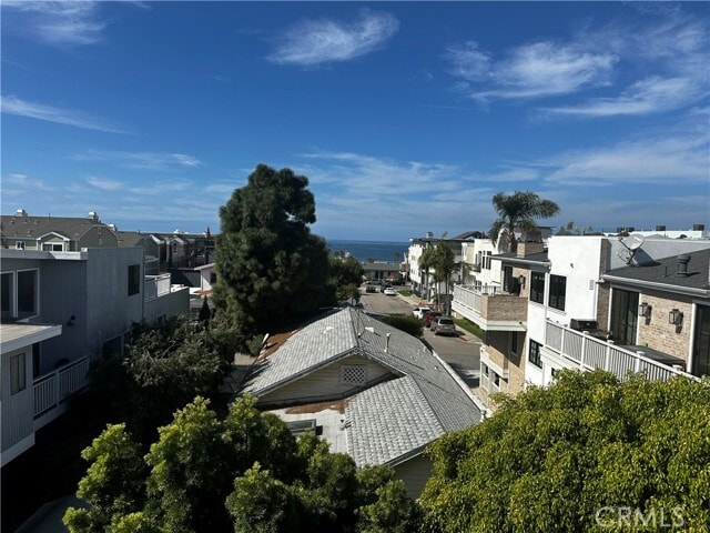 Building Photo - 425 11th St