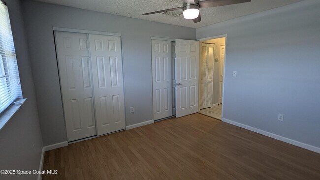 Building Photo - 281 Ulster Ln