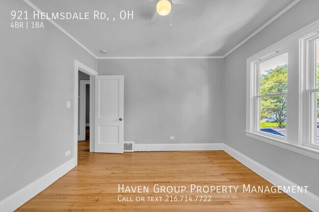 Building Photo - 921 Helmsdale Rd