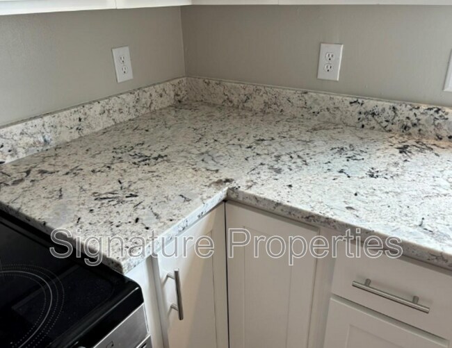 Building Photo - 7279 Howerton Rd