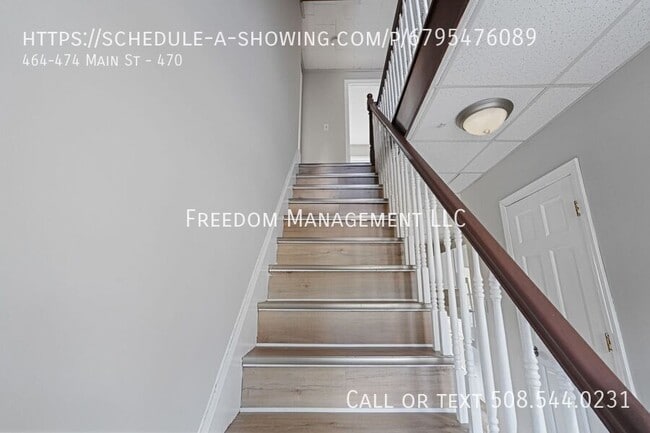 Building Photo - 464-474 Main St-470