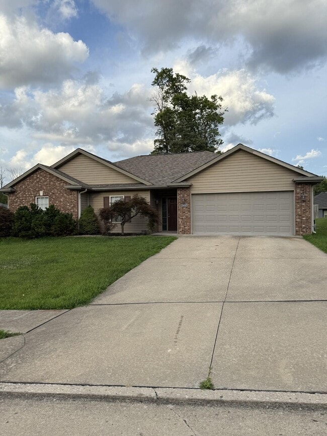 Primary Photo - 2602 McClure Dr