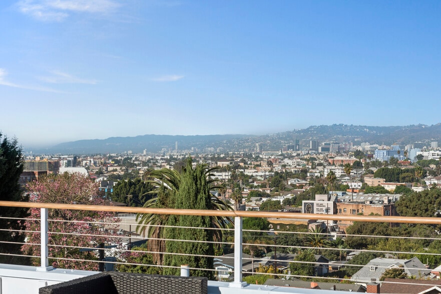 Building Photo - 1662 Lucile Ave