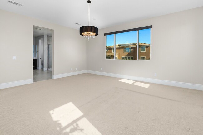 Building Photo - 30592 Hawkscrest Rd