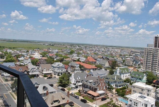 Building Photo - 4800 Boardwalk