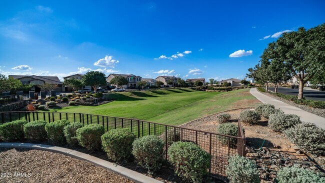 Building Photo - 4349 S Helix