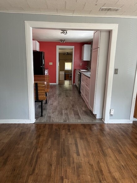 Building Photo - 1708 N New York Ave