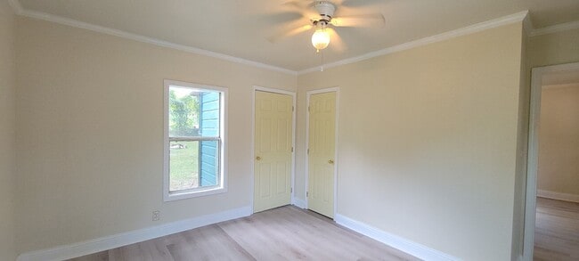 Building Photo - Adorable 1 bedroom/1 bath home!