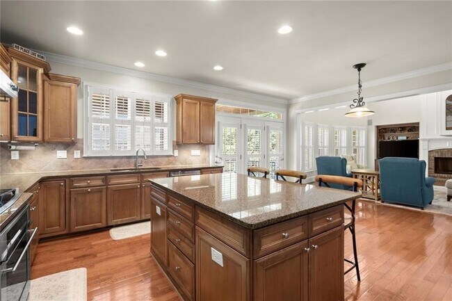 Building Photo - 11240 Avery Cove Ct