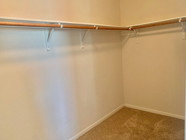 Building Photo - 18811 Elm Square Ct