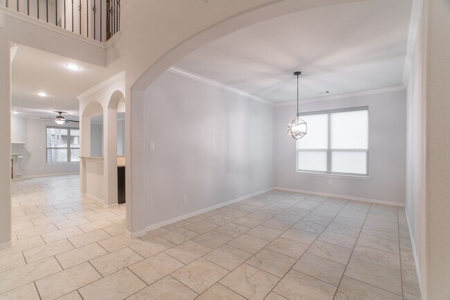 Building Photo - 11 Sawbridge Cir