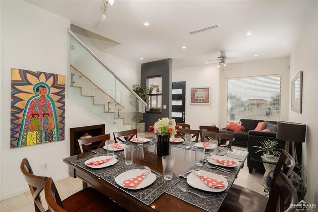 Building Photo - 21 Olympia Ave