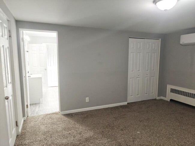 Building Photo - 3356 Bald Mountain Rd