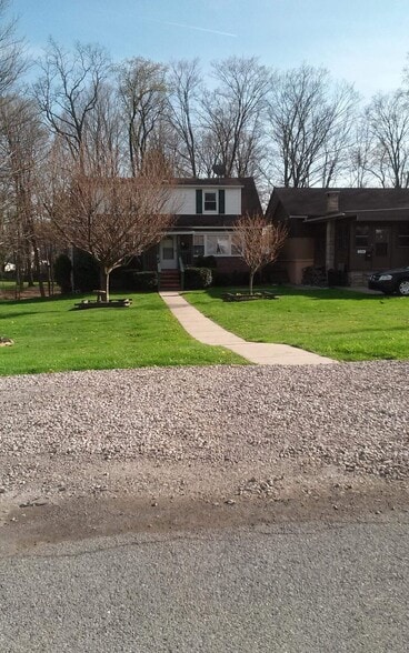 Building Photo - 2044 Belton St