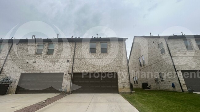 Building Photo - 12982 Jk Ojha St