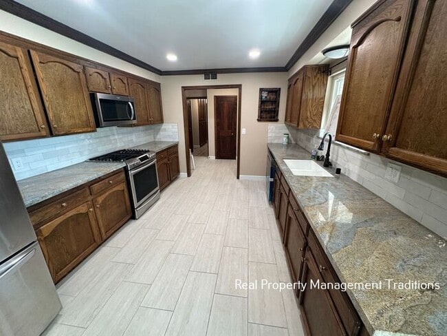 Building Photo - Spectacular Acton Home -- Rare Opportunity!