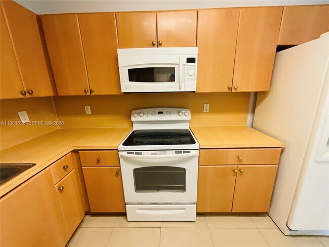 Building Photo - 10901 NW 88th Terrace