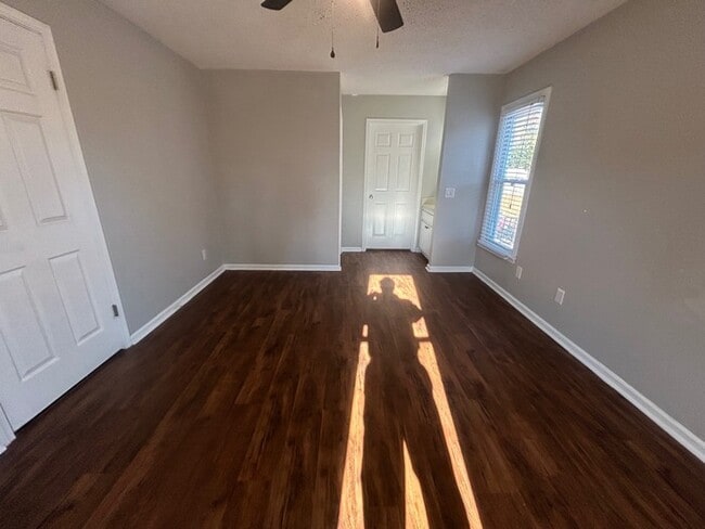 Building Photo - 207 Coronado Rd