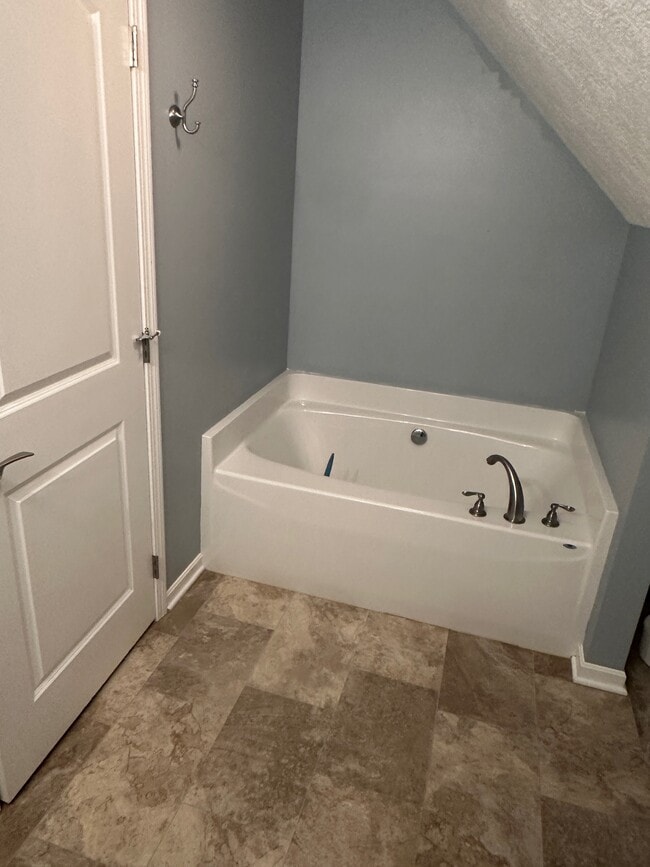 Building Photo - 6601 County Rd 625