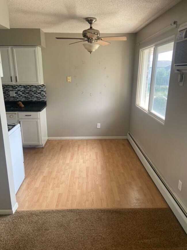 Building Photo - Cozy Two-Bedroom Condo in New Hope for 1,3...