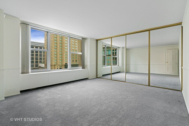 Building Photo - 777 N Michigan Ave