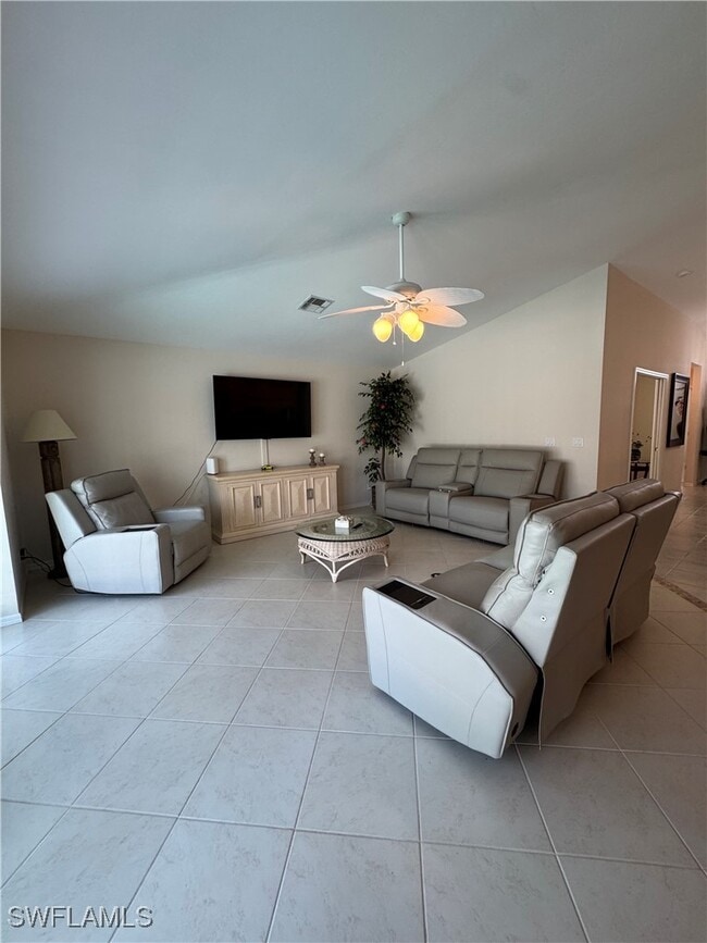 Building Photo - 21489 Sheridan Run