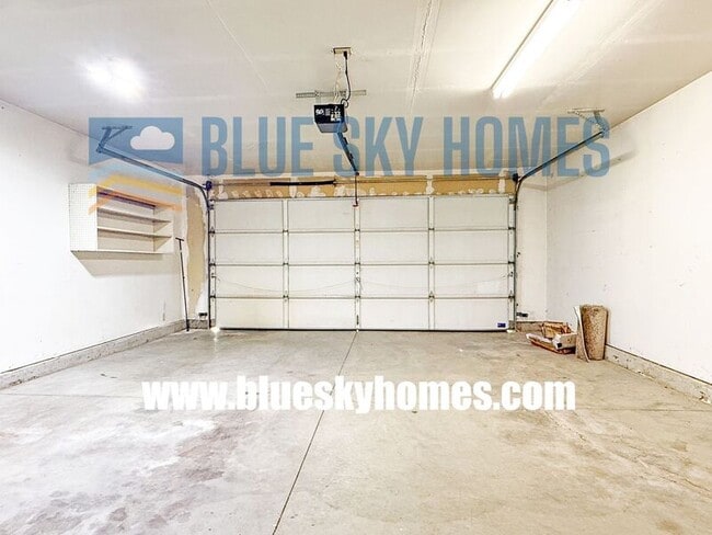 Building Photo - 3828 E Wormwood Ct