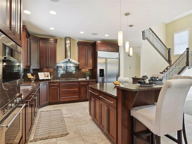 Building Photo - 6484 Ivy Way