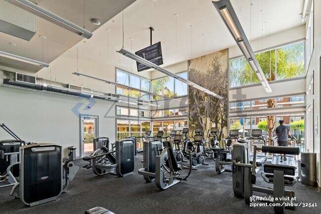 Building Photo - 715 Mystic Topaz Loop