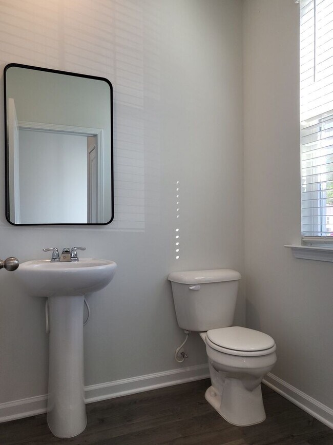 Building Photo - Watergrass in Richmond Hill