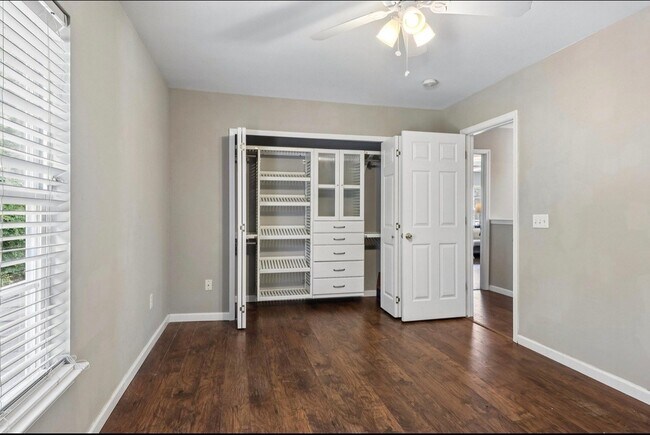 Building Photo - 7 Longleaf Ct