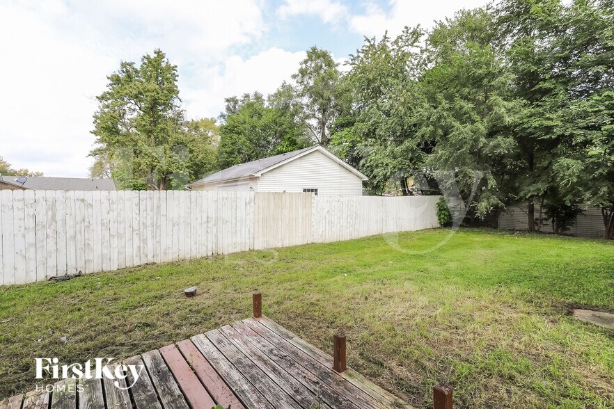 Building Photo - 1146 Hinckley St