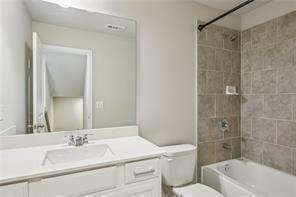 Building Photo - 1858 Belmore St SE