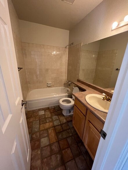 Building Photo - 12356 W Nevada Pl