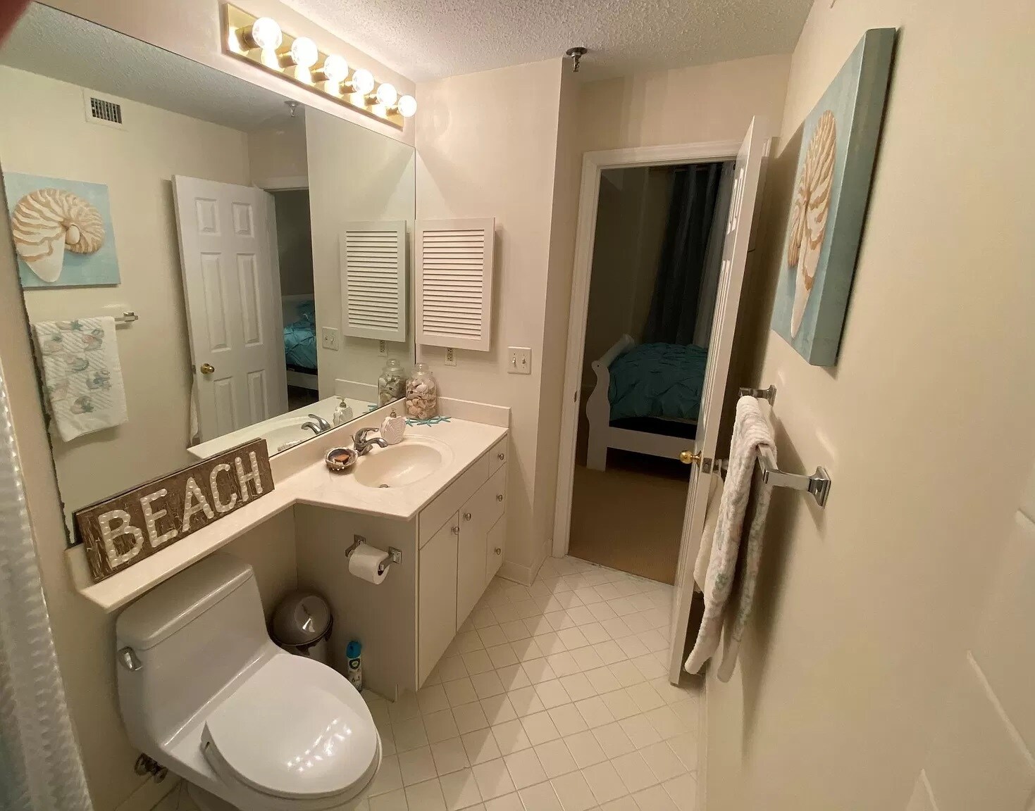 Building Photo - 7501 River Rd