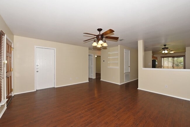 Building Photo - FRESHLY PAINTED  | ONE STORY  |  OPEN CONCEPT  |  GREAT LOCATION: 1604 & SHAENFIELD