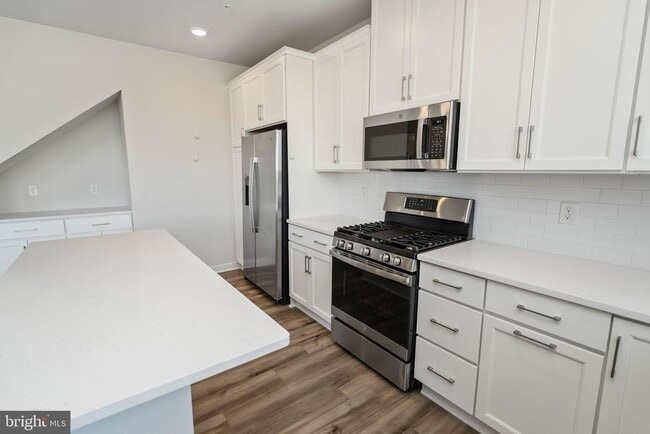 Building Photo - 4716 Franklin Cir