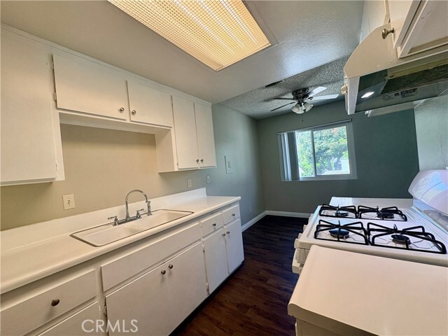 Building Photo - 1452 3rd St