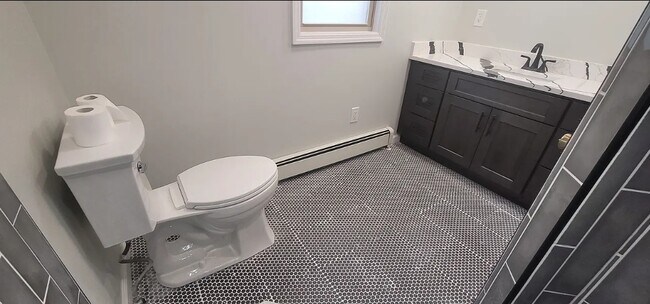 Building Photo - 30 Lyman St