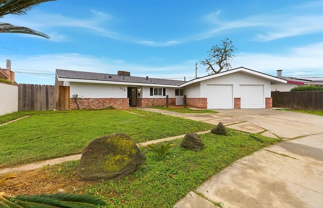 Building Photo - 179 W Hazelwood Dr