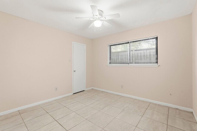 Building Photo - 22222 Kerryblue Dr