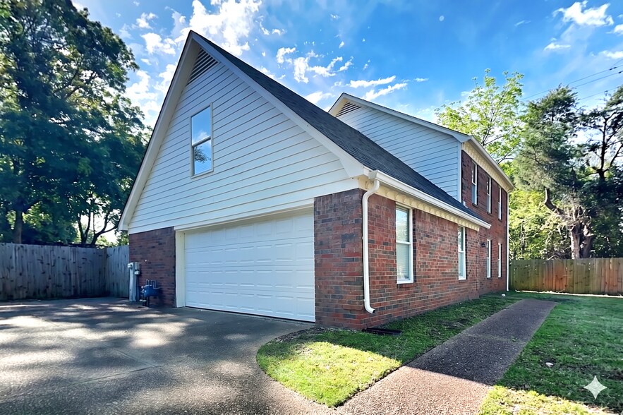 Building Photo - 4634 S Germantown Rd
