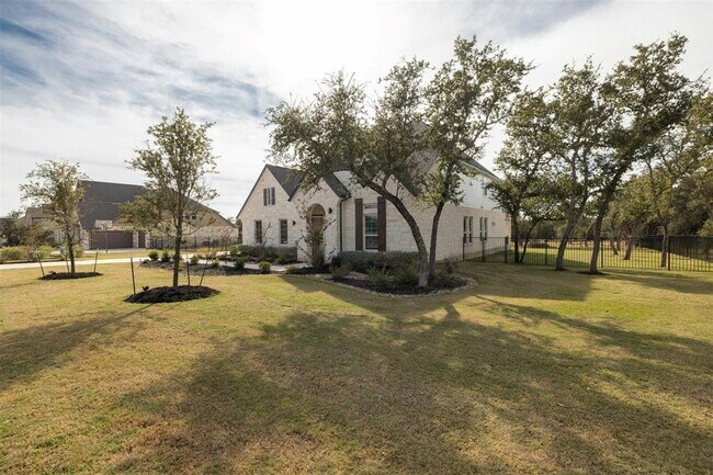 Building Photo - 172 Shady Hl Lp