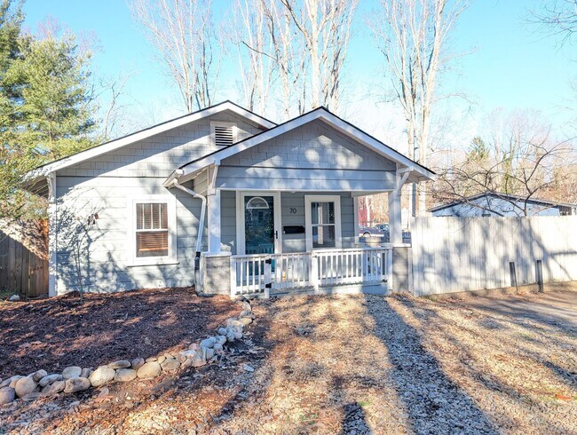 Primary Photo - West Asheville Bungalow!
