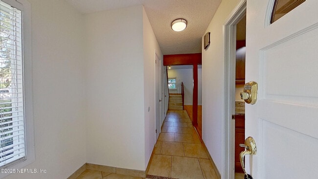 Building Photo - 1115 Hamlet Ct