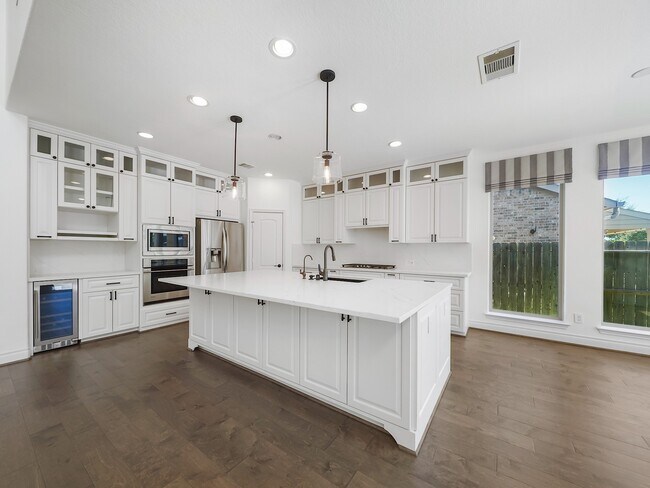 Building Photo - 27123 Birch Pine Ct