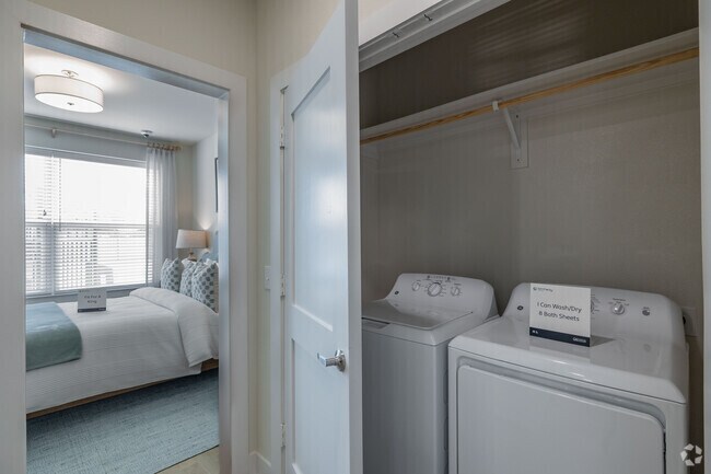 Building Photo - Incredible Savings: Up to 2 Months Rent-Free